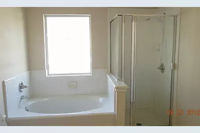 8007 Montague Manor Lane, Houston, TX 77072 - Photo 7