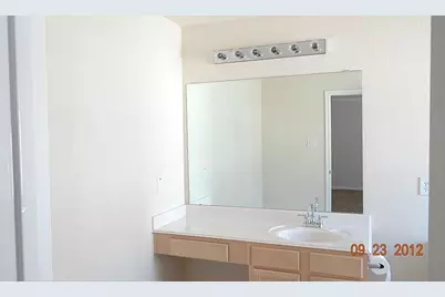 8007 Montague Manor Lane, Houston, TX 77072 - Photo 9