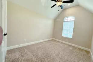 11 Silver Rock Dr, Tomball, TX 77375 - Photo 29
