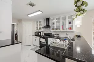 19302 Christine Crossing Dr, Richmond, TX 77407 - Photo 5
