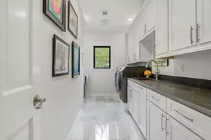 706 Mulberry Ln, Bellaire, TX 77401 - Photo 25