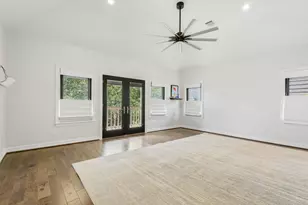 706 Mulberry Ln, Bellaire, TX 77401 - Photo 17