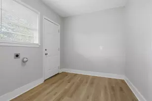102 Tanglewood St, Baytown, TX 77520 - Photo 23