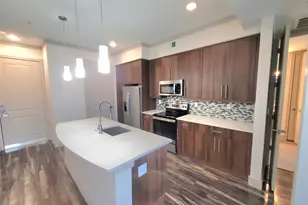 1800 St Joseph Pkwy, Houston, TX 77003 - Photo 7