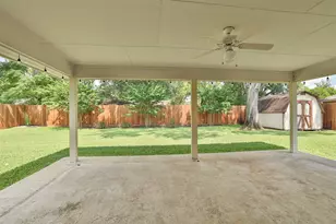 12414 Campos Dr, Houston, TX 77065 - Photo 37