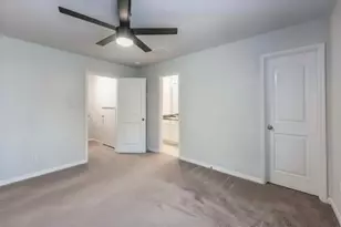 28605 Cedar Ct, Huntsville, TX 77320 - Photo 9