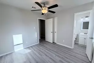214 S Texas St, Texas City, TX 77591 - Photo 17