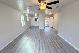 214 S Texas St, Texas City, TX 77591 - Photo 5