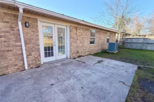 214 S Texas St, Texas City, TX 77591 - Photo 19