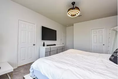 10310 Marston Vineyard Drive, Houston, TX 77025 - Photo 15