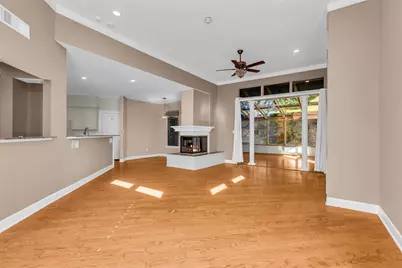 566 Edgewood Drive, Montgomery, TX 77356 - Photo 7