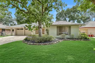 1617 Wavecrest Ln, Houston, TX 77062 - Photo 1