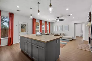 4304 Keystone Tr, Pearland, TX 77584 - Photo 19