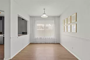 4304 Keystone Tr, Pearland, TX 77584 - Photo 9