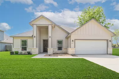 231 McCormick Street, Columbus, TX 78934 - Photo 1