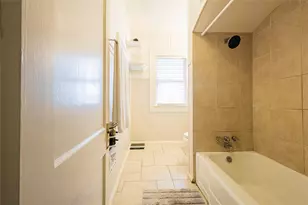 2509 Whitney St, Houston, TX 77006 - Photo 11