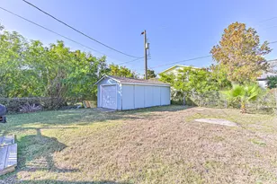 4616 Ave Q 1/2, Galveston, TX 77551 - Photo 31