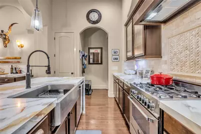 1819 W 24th Street, Houston, TX 77008 - Photo 5