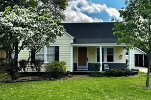2285 Ashley St, Beaumont, TX 77701 - Photo 1