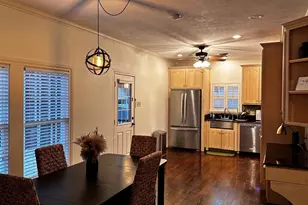 2285 Ashley St, Beaumont, TX 77701 - Photo 11