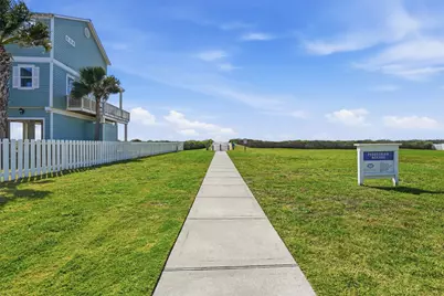 11622 Beachside, Galveston, TX 77554 - Photo 45