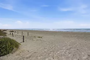 11622 Beachside, Galveston, TX 77554 - Photo 45
