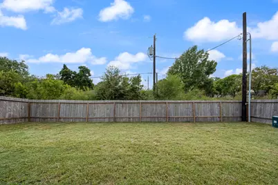 204 Houston Avenue, Angleton, TX 77515 - Photo 35