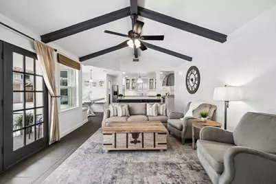 7807 Overbrook Lane, Houston, TX 77063 - Photo 9