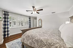 7807 Overbrook Ln, Houston, TX 77063 - Photo 17