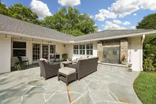 7807 Overbrook Ln, Houston, TX 77063 - Photo 23