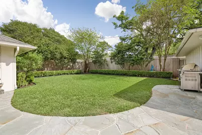 7807 Overbrook Lane, Houston, TX 77063 - Photo 25