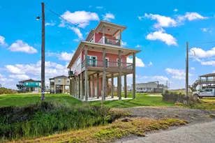 1042 N Margaret Rd, Gilchrist, TX 77617 - Photo 33