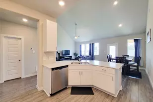10843 Bodie Hls Dr, Rosharon, TX 77583 - Photo 23