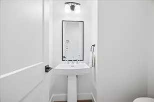 7710 Sky Dweller Dr, Houston, TX 77055 - Photo 23