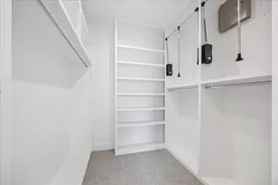 7710 Sky Dweller Dr, Houston, TX 77055 - Photo 35