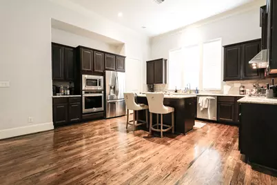 2037 Fannin Station N, Houston, TX 77045 - Photo 9