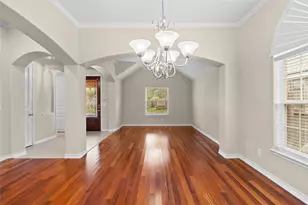 15218 Scenic Forest Dr, Conroe, TX 77384 - Photo 5