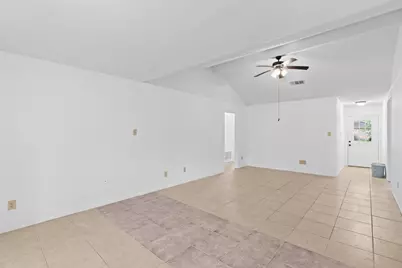 10102 Valley Breeze Drive, Houston, TX 77078 - Photo 13