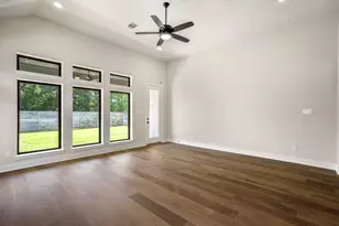 17218 Blooming Suzans Ln, Conroe, TX 77302 - Photo 15