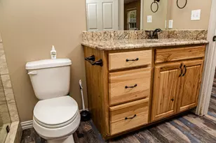 208 Joseph St, Brenham, TX 77833 - Photo 9