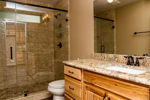 208 Joseph St, Brenham, TX 77833 - Photo 5