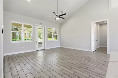 13203 Royal Shores Drive, Conroe, TX 77303 - Photo 9