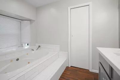 2102 Oak Shores Drive, Houston, TX 77339 - Photo 23
