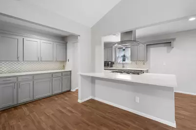 2102 Oak Shores Drive, Houston, TX 77339 - Photo 7