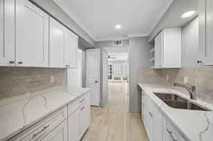 12751 Huntingwick Dr, Houston, TX 77024 - Photo 5