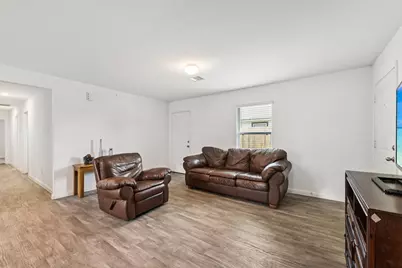 852 Road 5138, Cleveland, TX 77327 - Photo 5