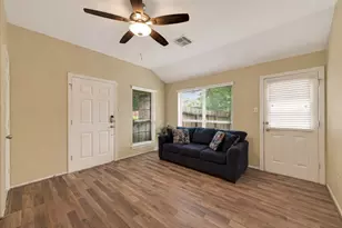 19410 Cypress Rose Ct, Katy, TX 77449 - Photo 5