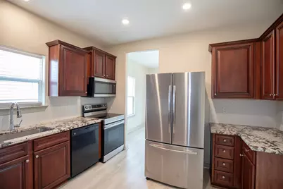 2314 Avenue G, Dickinson, TX 77539 - Photo 15