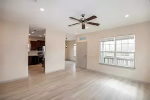 2314 Avenue G, Dickinson, TX 77539 - Photo 9