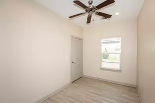 2314 Avenue G, Dickinson, TX 77539 - Photo 25